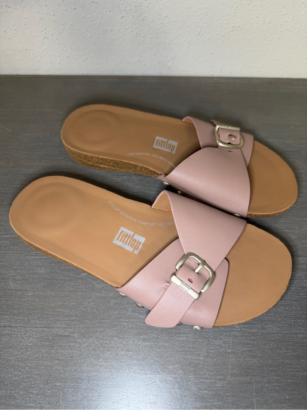 FitFlop iQushion Adjustable Buckle Leather Slides Womens 5 Beige Buff Sandal